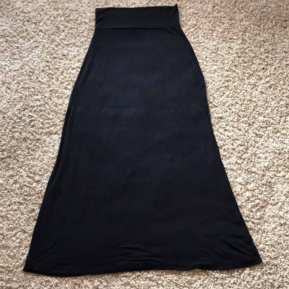Charlotte Russe black maxi skirt